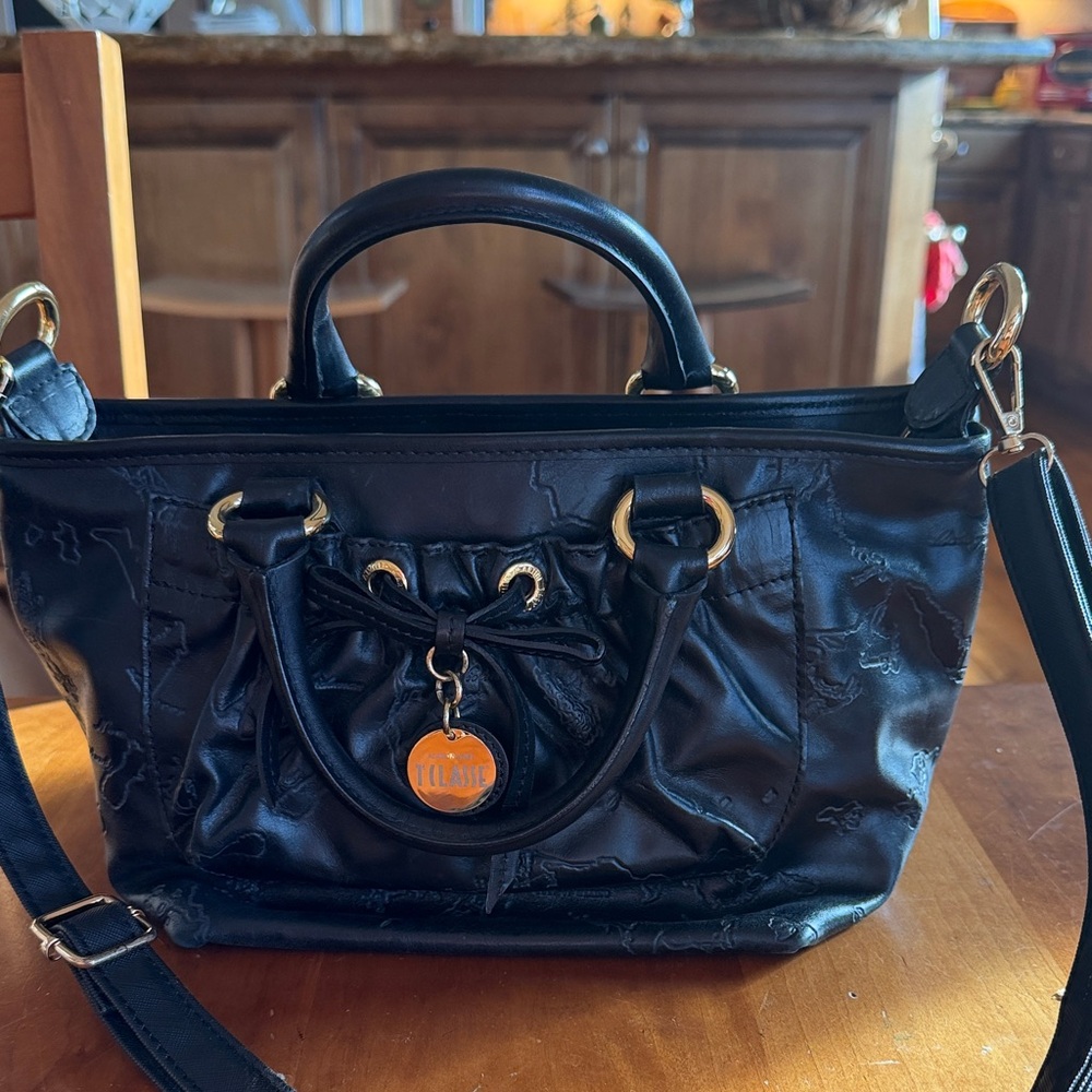 Alviero Martini Prima Classe Leather Handbag